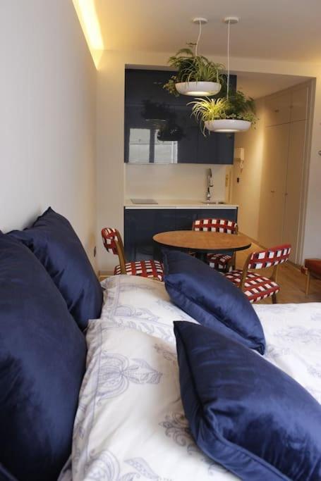 Apartamento Por Temporada Centro Diseno Madrid Eksteriør billede
