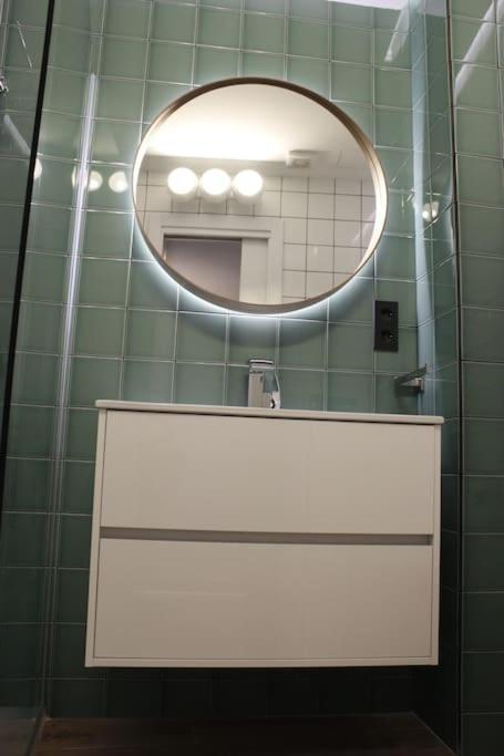 Apartamento Por Temporada Centro Diseno Madrid Eksteriør billede